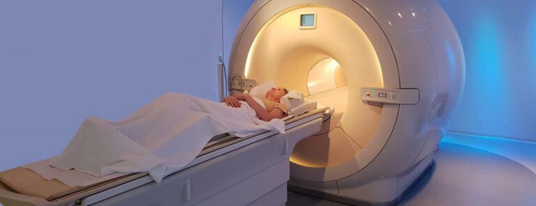 آزمایش سی تی اسکن چیست؟ هزینه، عوارض و نحوه انجام CT Scan