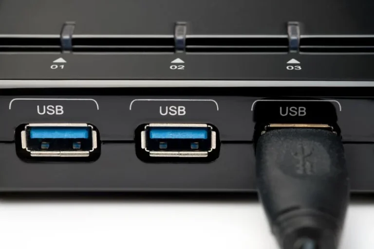 تفاوت پورت های USB آبی و مشکی در چیست ؟